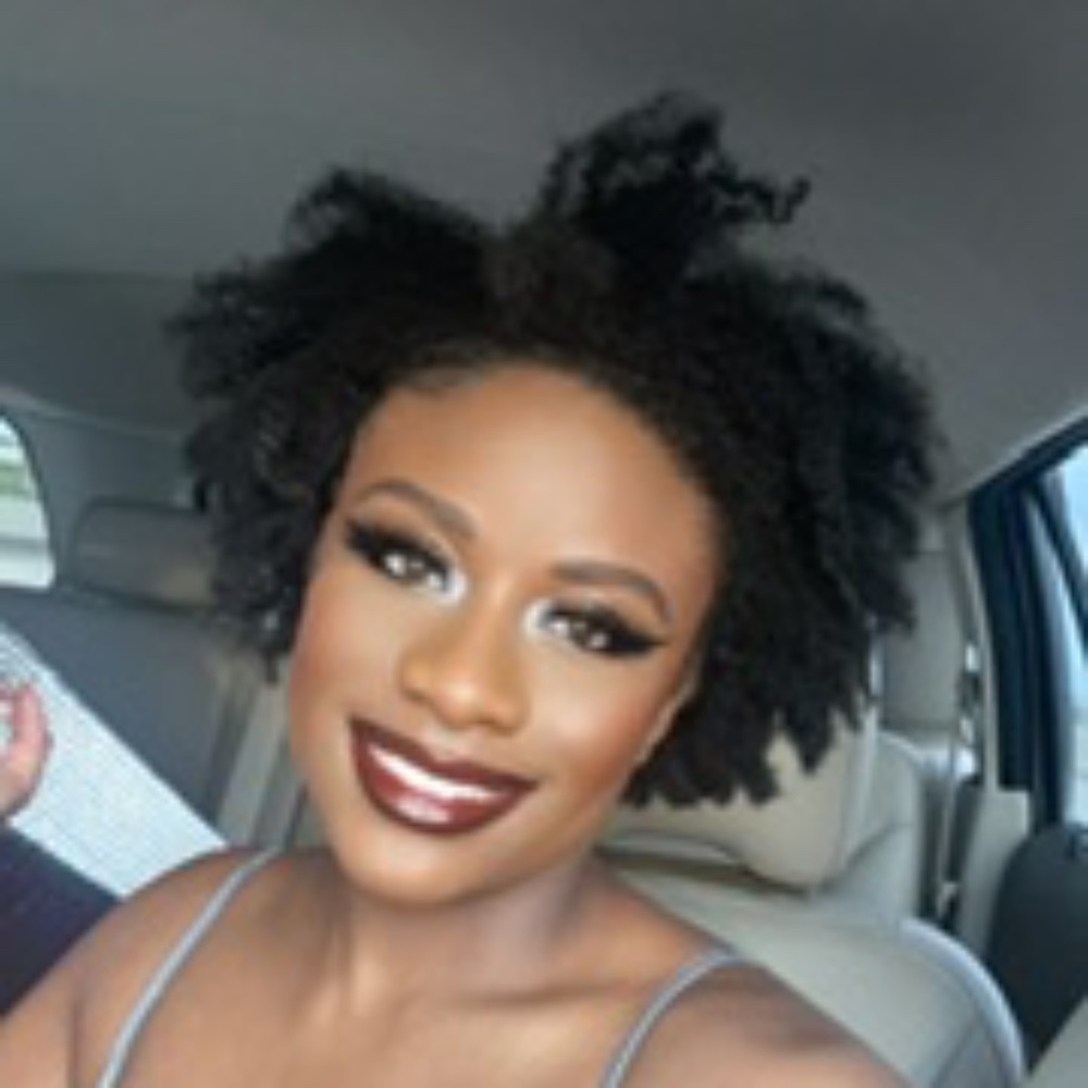 Meet your Posher, Tavoya